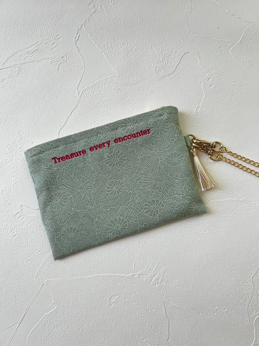 KOTOWAZA POUCH -Petite Chrysanthemum