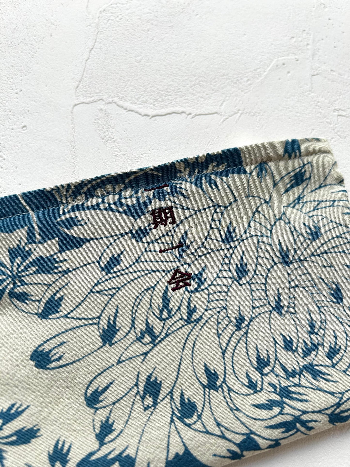 KOTOWAZA POUCH -Seiran (Indigo Bloom)