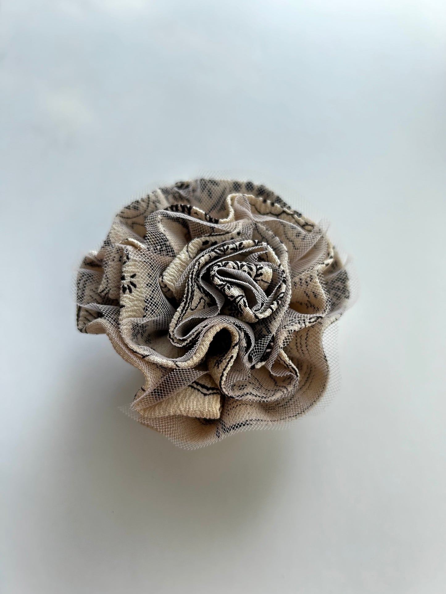 HANA BROOCH (Monochrome Japonisme)