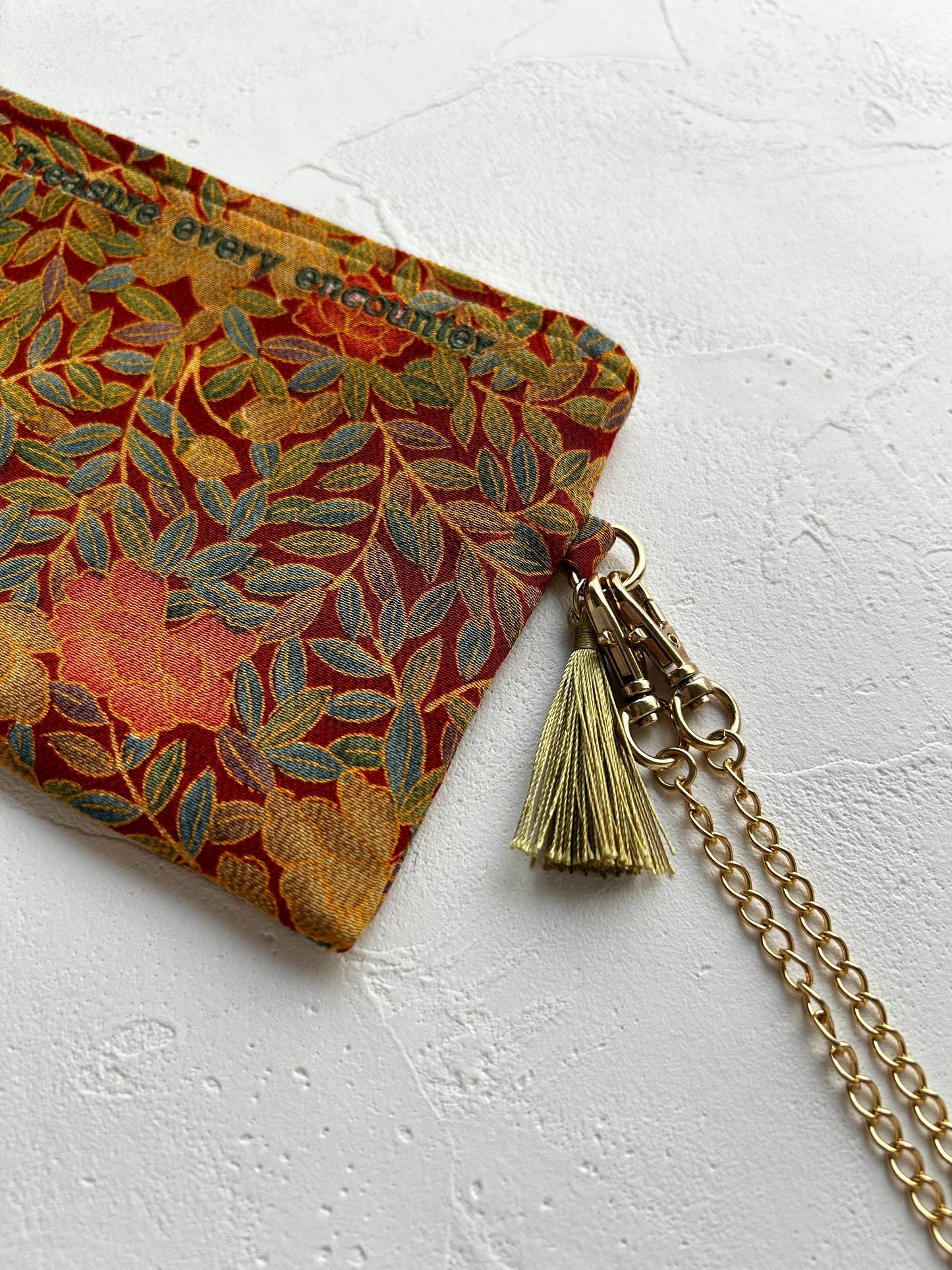 KOTOWAZA POUCH -Kogane(Autumn Gold) with green embroidery