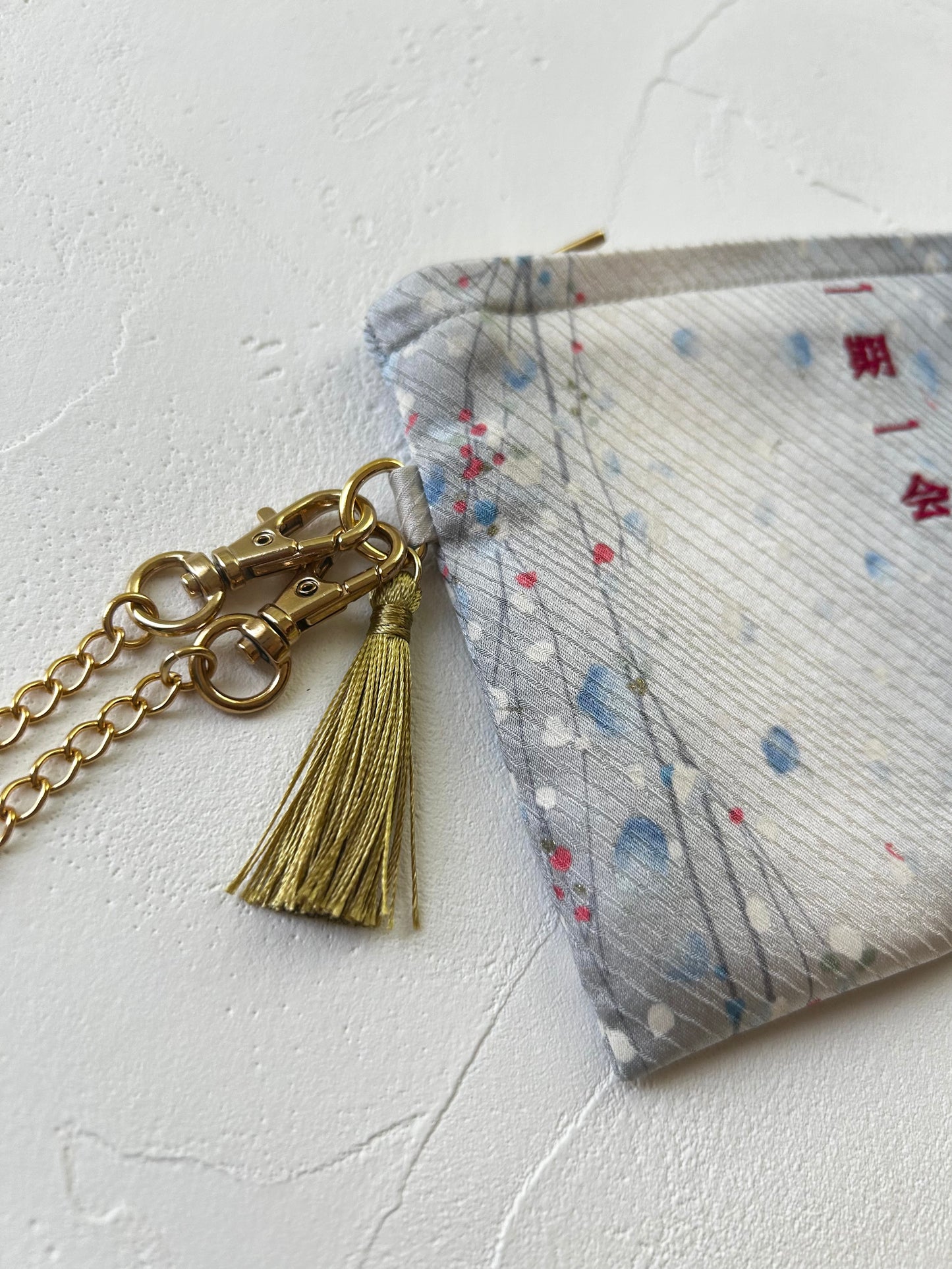 KOTOWAZA POUCH - Ginfubuki (Silver Snowfall)