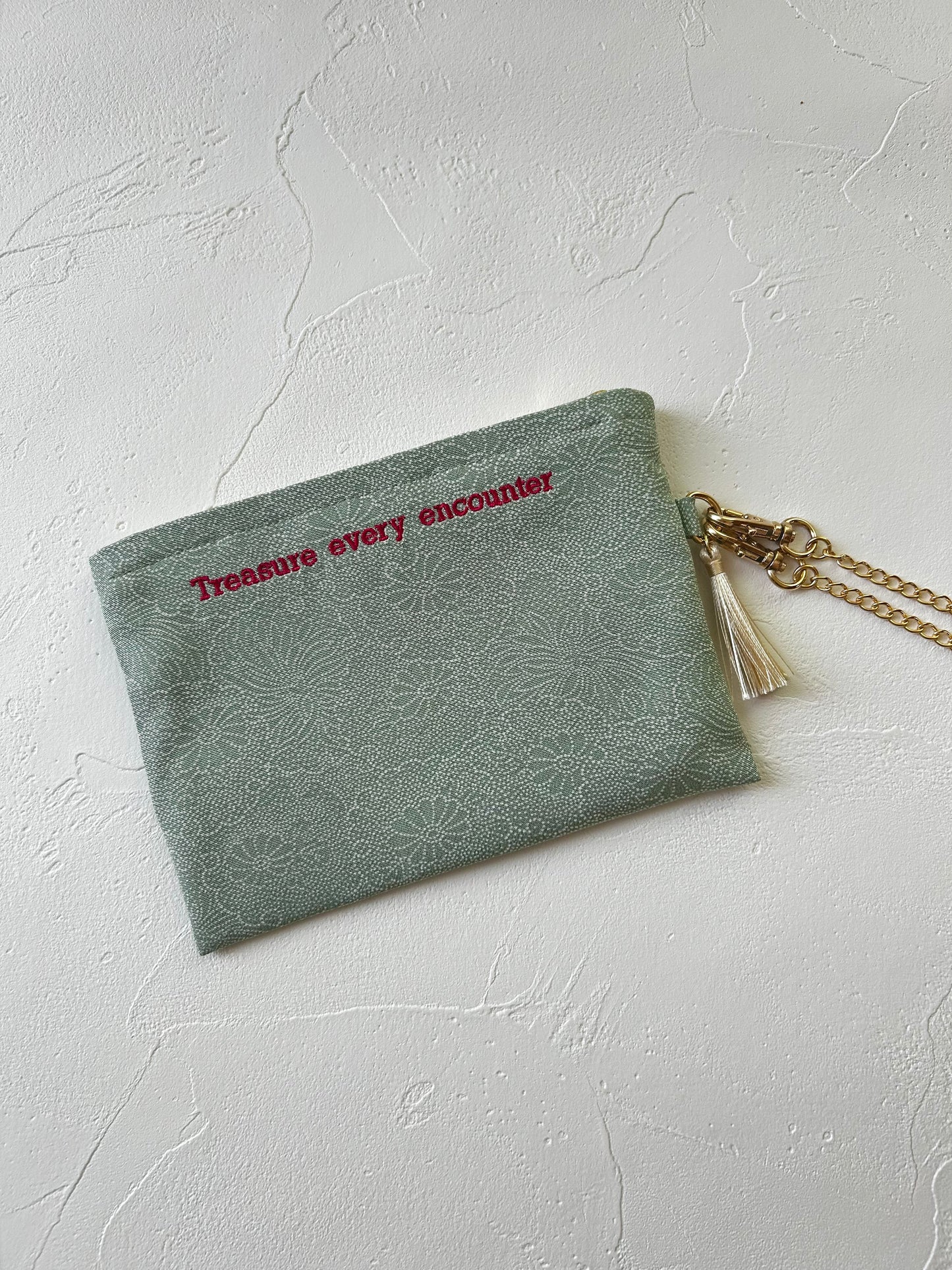 KOTOWAZA POUCH -Petite Chrysanthemum