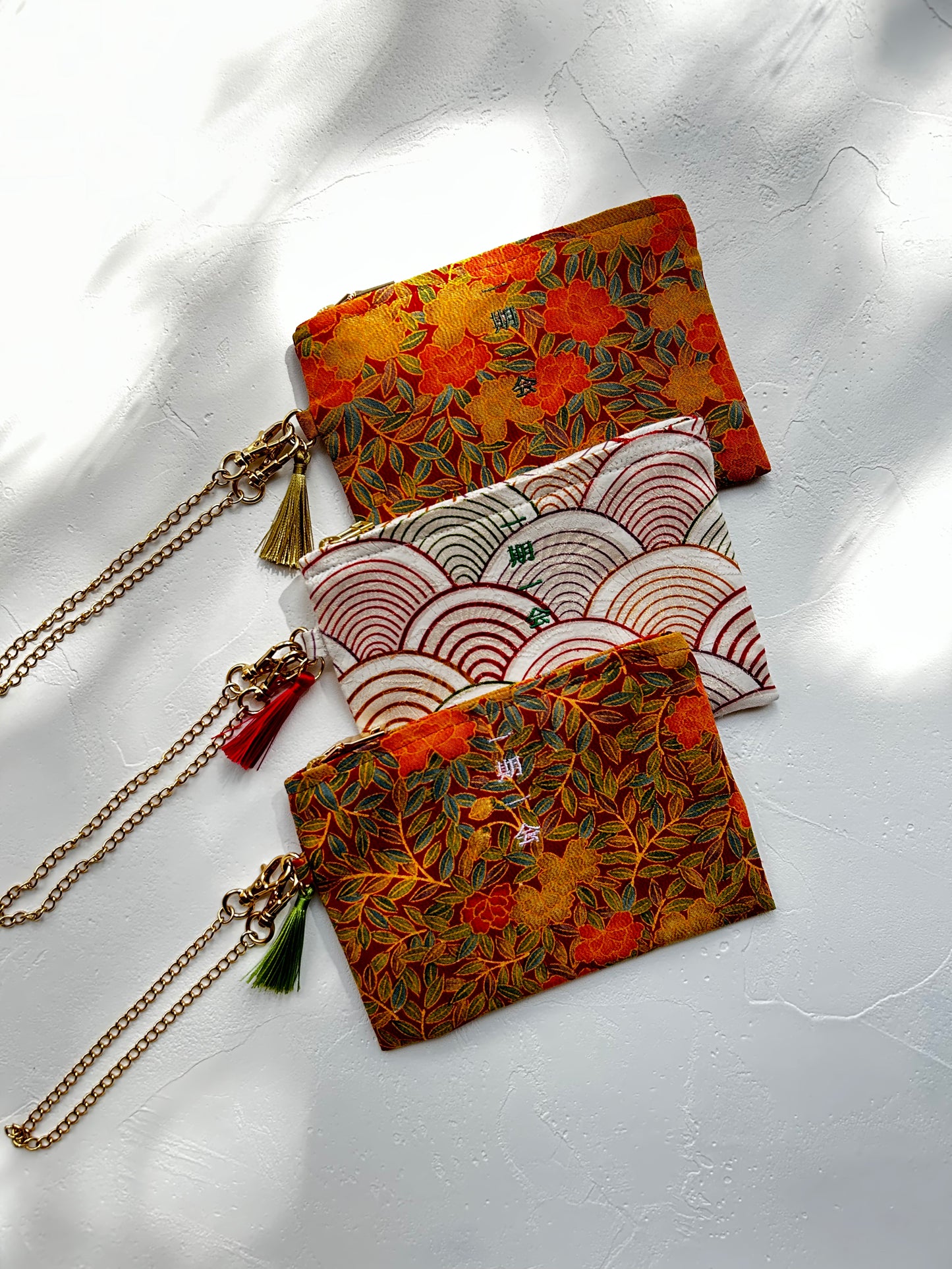 KOTOWAZA POUCH -Kogane(Autumn Gold) with green embroidery