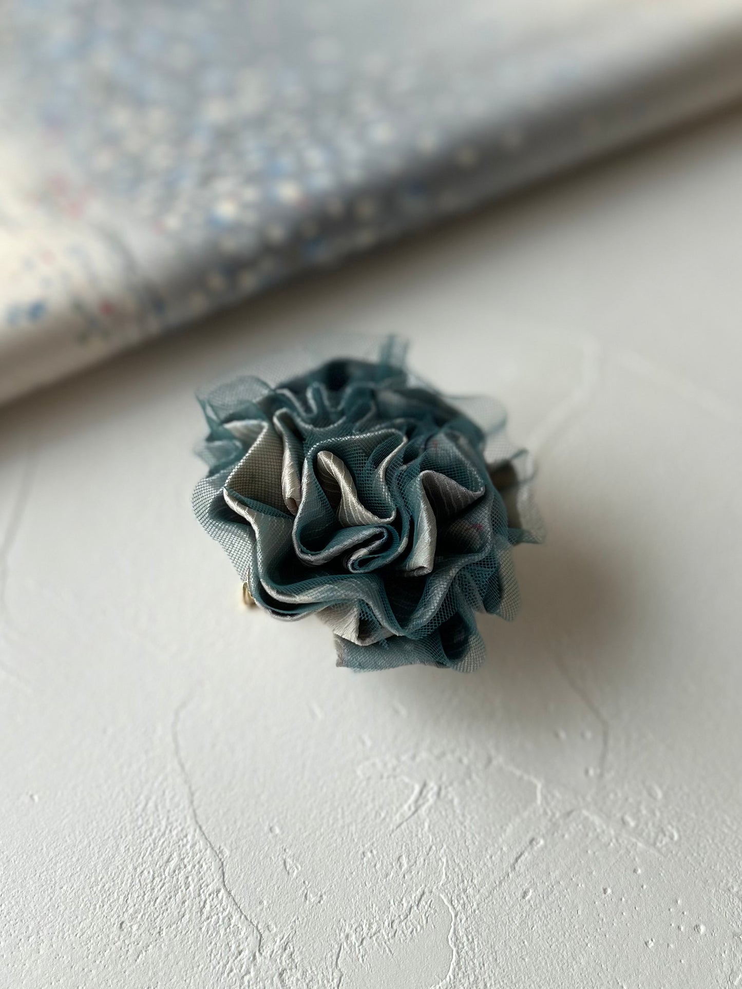 HANA BROOCH -Ginfubuki(Flower Stardust)