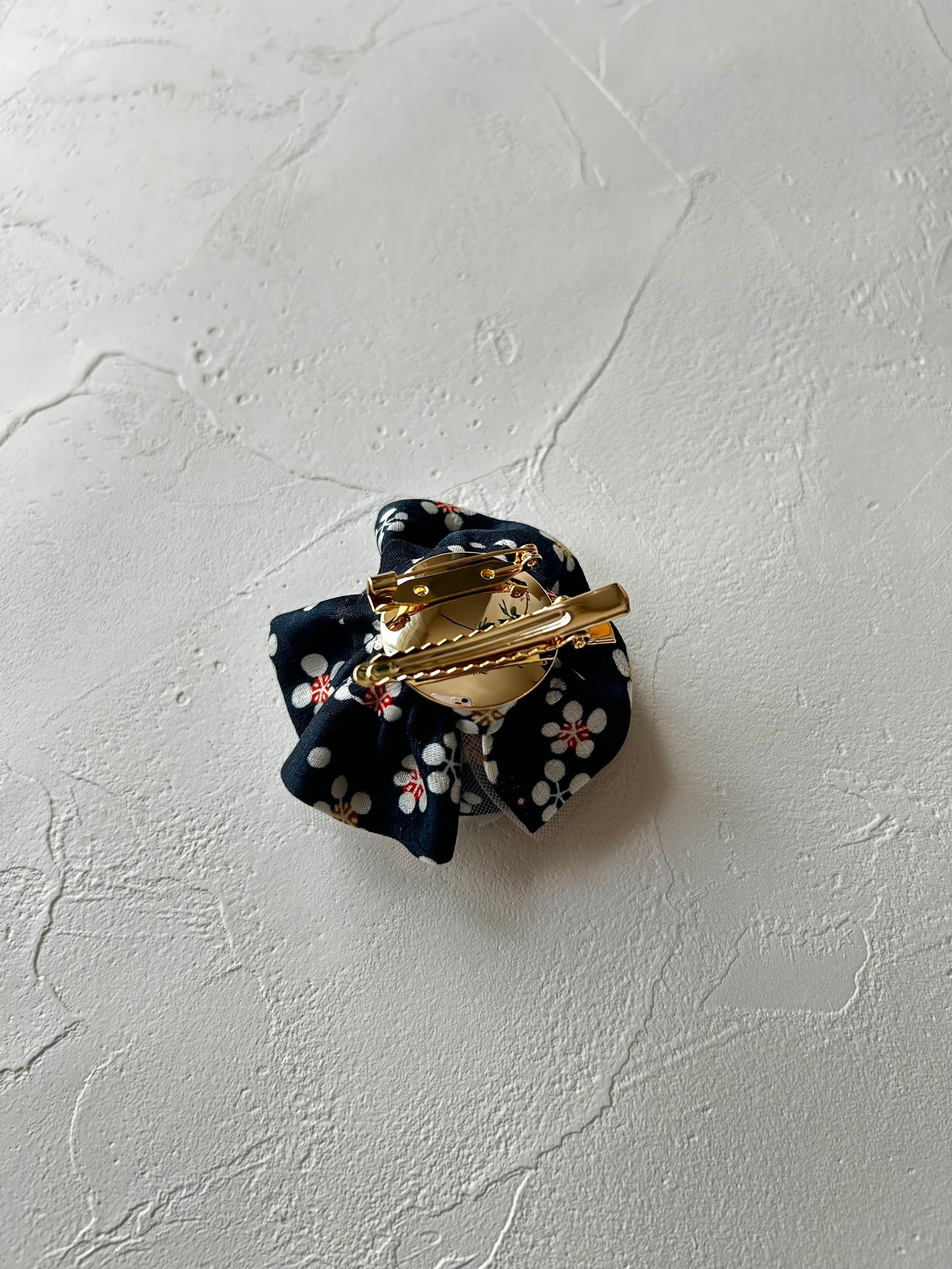 HANA BROOCH -Scattered Small Cherry Blossoms on Deep Navy