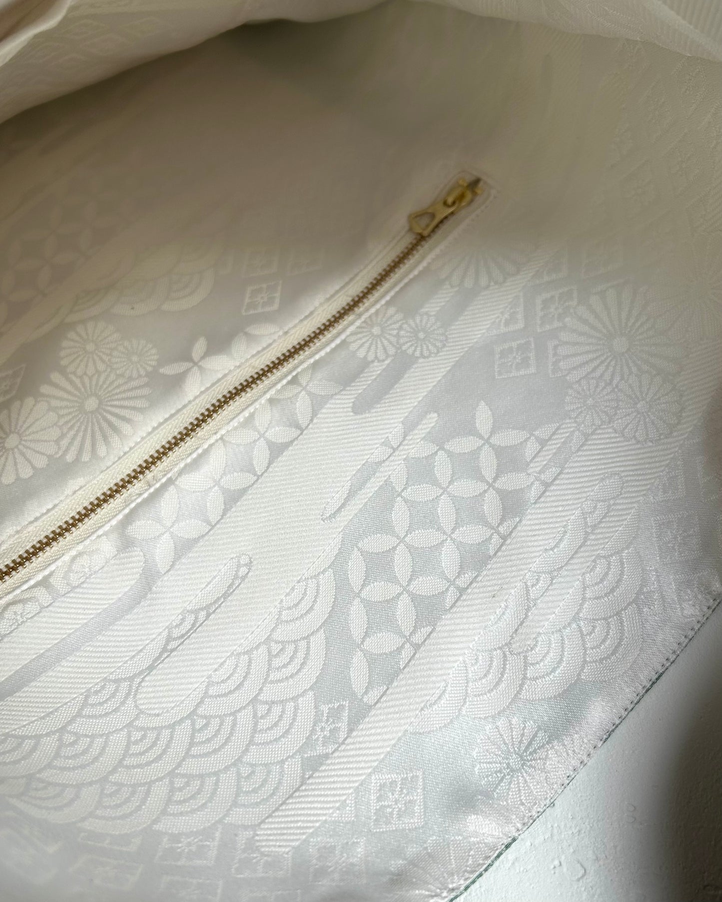 KOTOWAZA BAG [温故知新] - Silver Snowfall